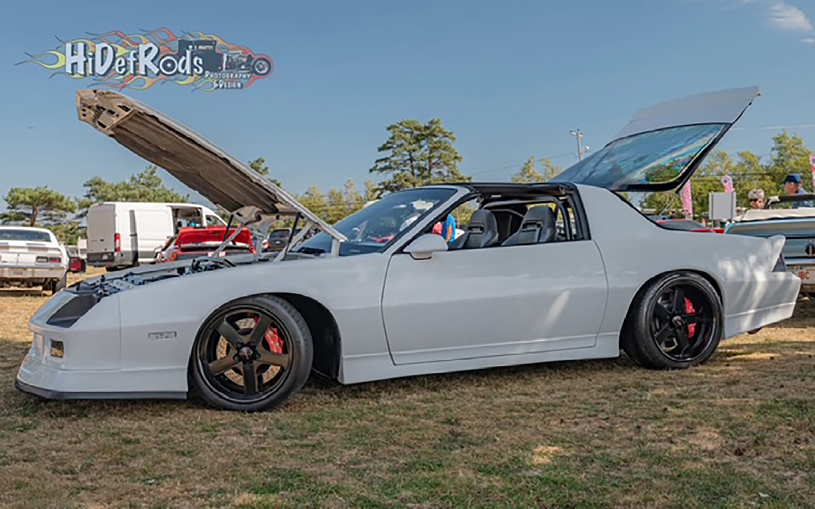 12 Sakell 1968 Camaro at event