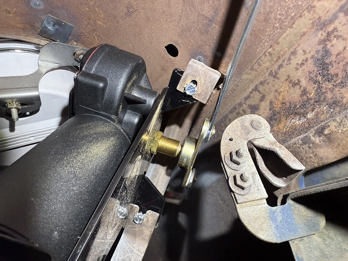 20 Newport wiper motor bracket gold linkage firewall