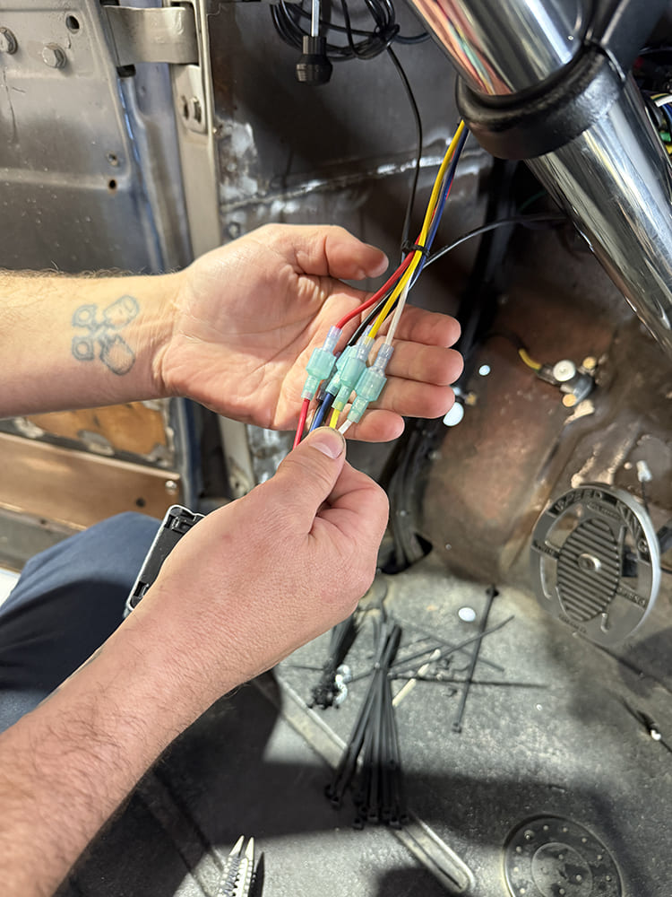 25 Newport wiper kit wiring harness colored connectors