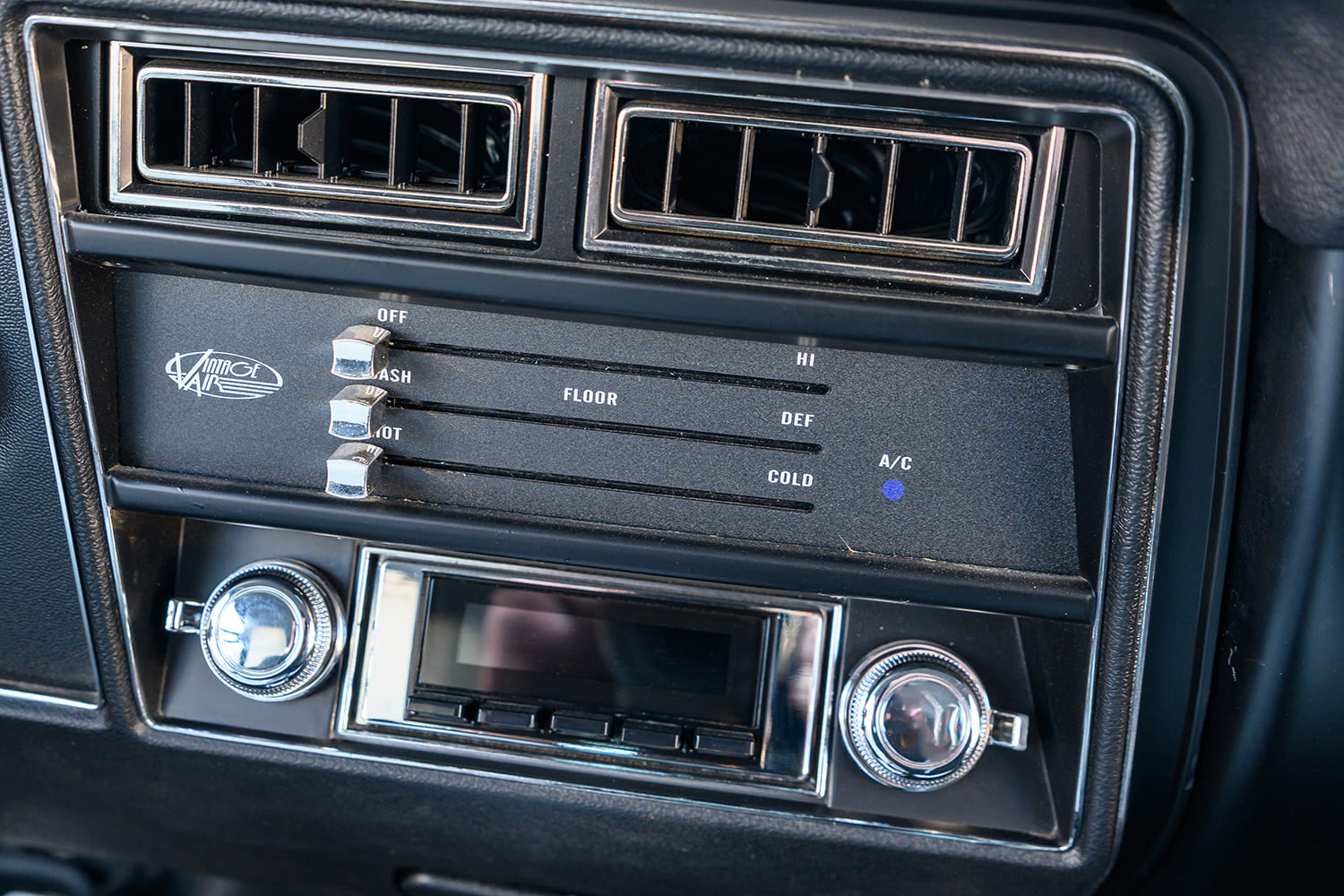 015 1969 Chevelle SS Vintage Air HVAC panel dash controls chrome levers retro fitment
