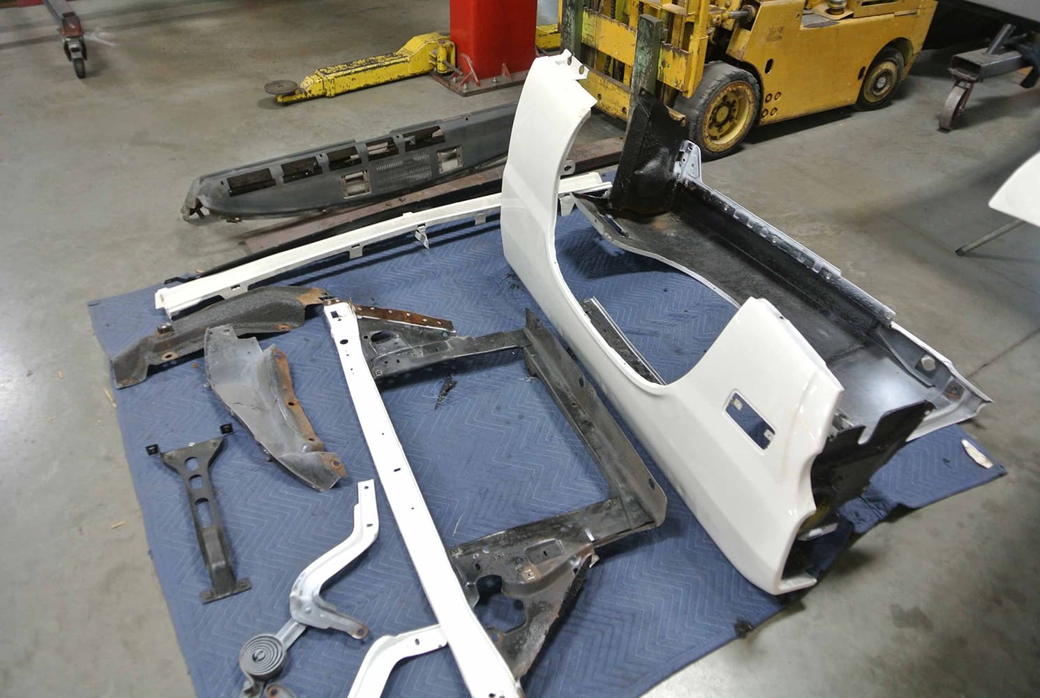 02 1971 plymputh duster AMD sheetmetal replacement bbt fabrications