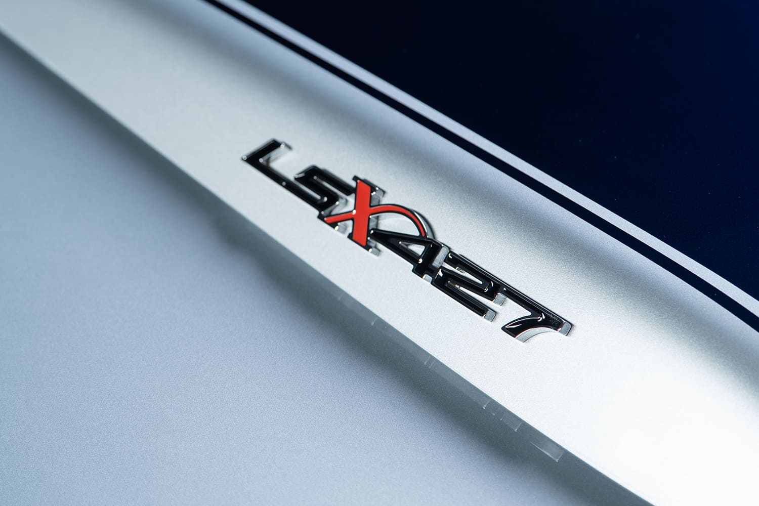 022 1967 Corvette restomod LSX427 hood emblem closeup