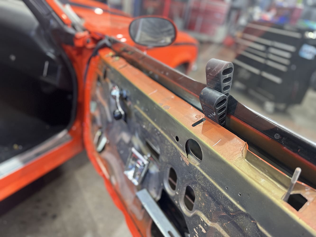 022 1971 camaro window glass clamp tool holding during adjustment