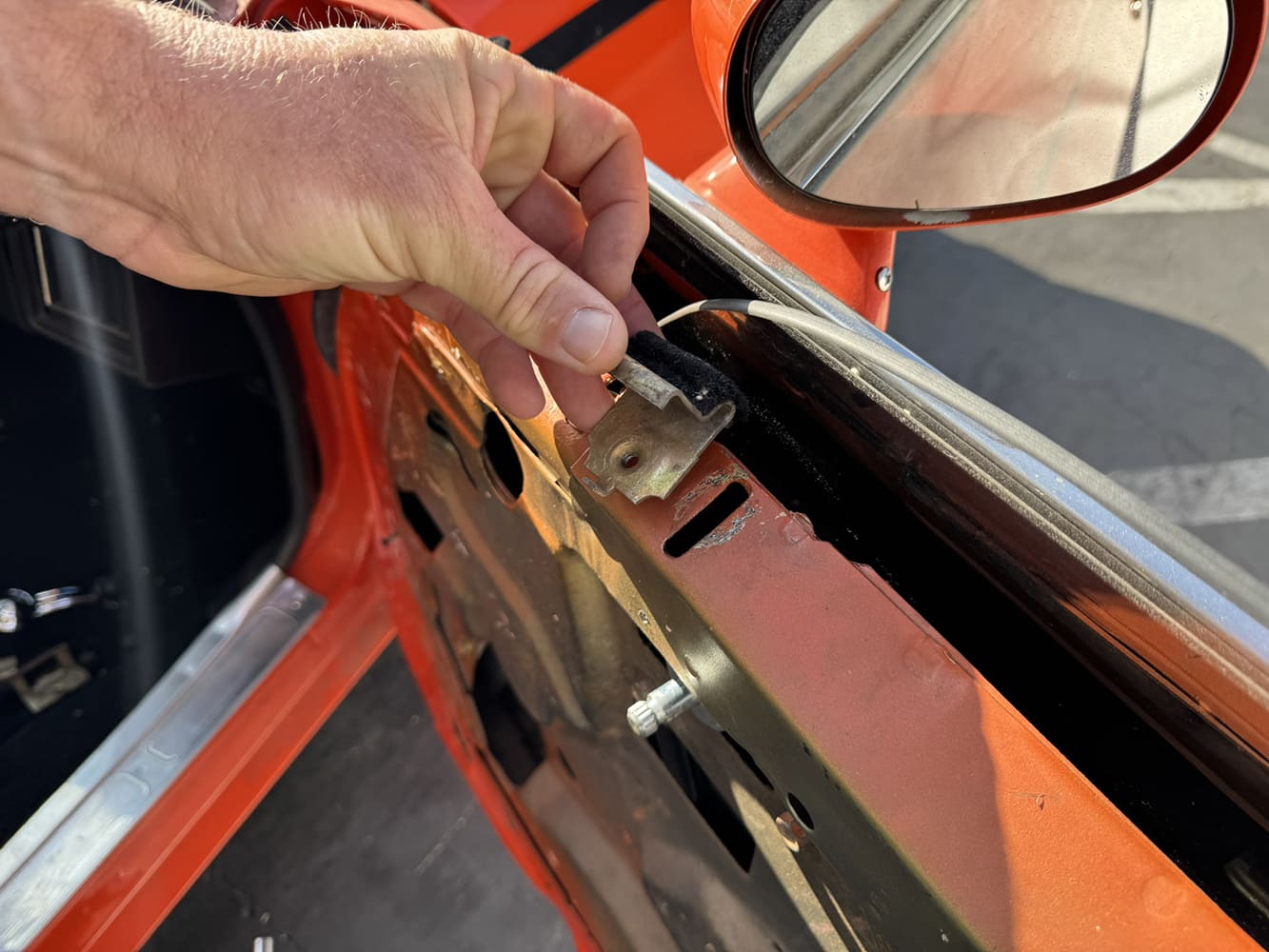 027 1971 camaro inner door hardware labeled regulator track position