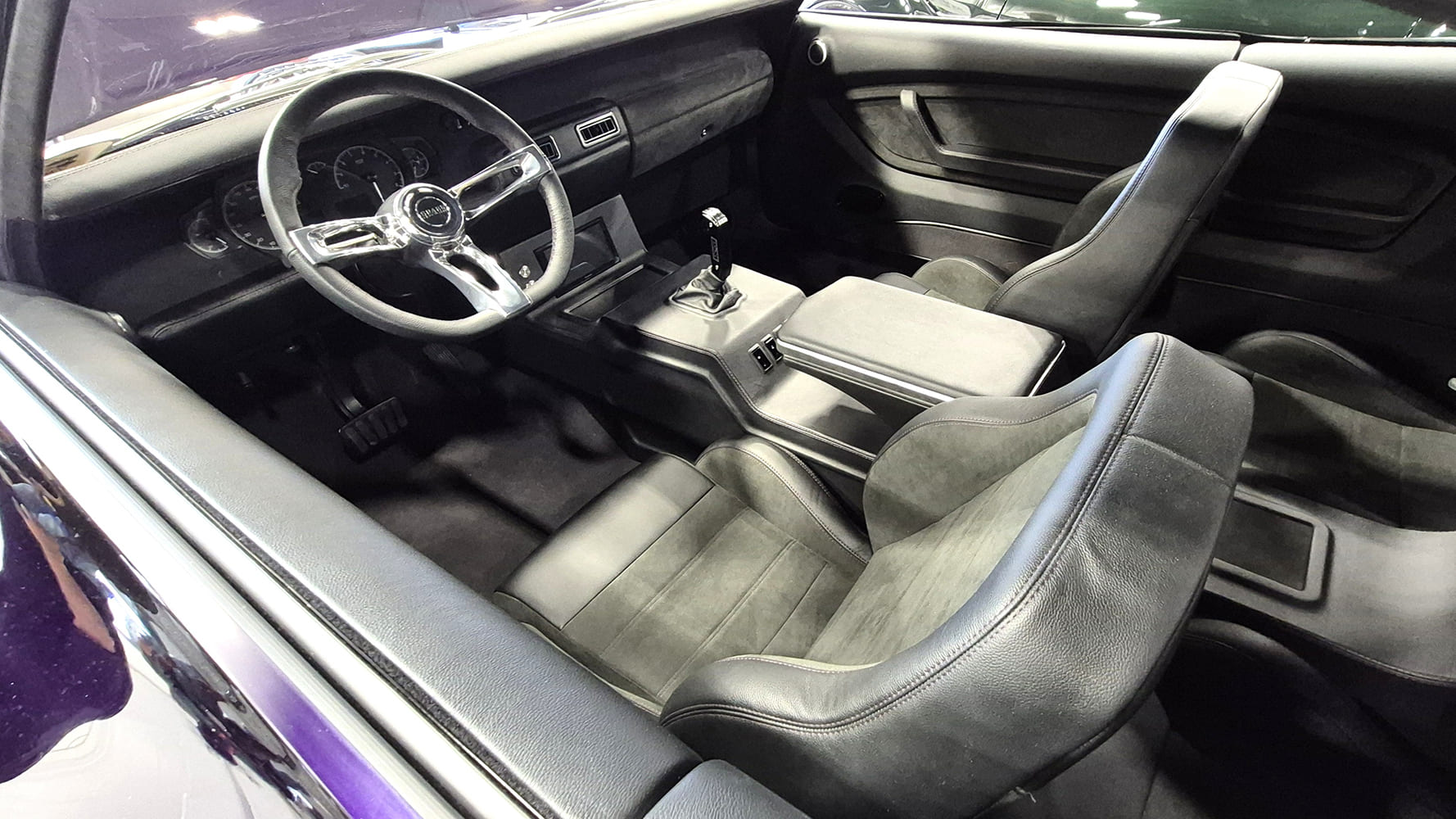 10 1970 dodge charger modernized interior steering wheel gauge cluster