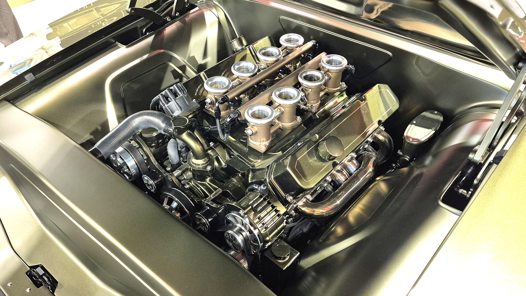 17 1968 dodge charger custom v8 engine individual throttle bodies detail