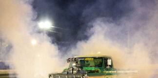 01 1967 Ford F 100 burnout truck supercharged smoky drift show truck