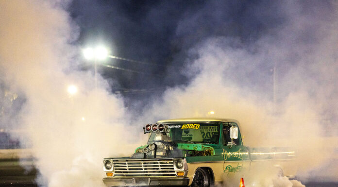 01 1967 Ford F 100 burnout truck supercharged smoky drift show truck