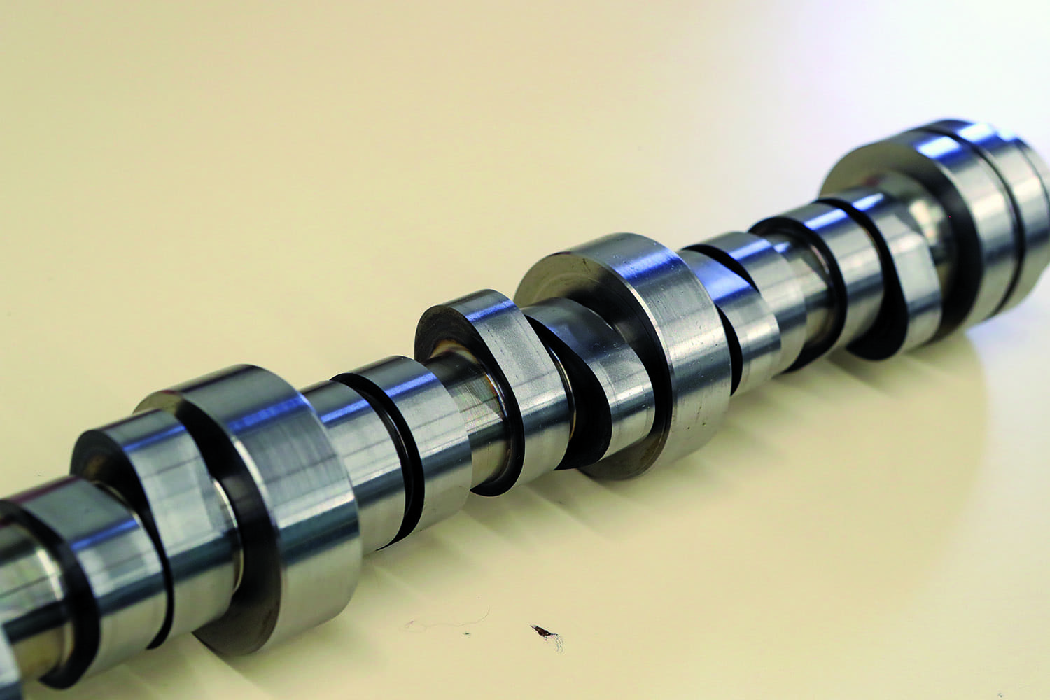 18 1965 Mustang performance camshaft lobes