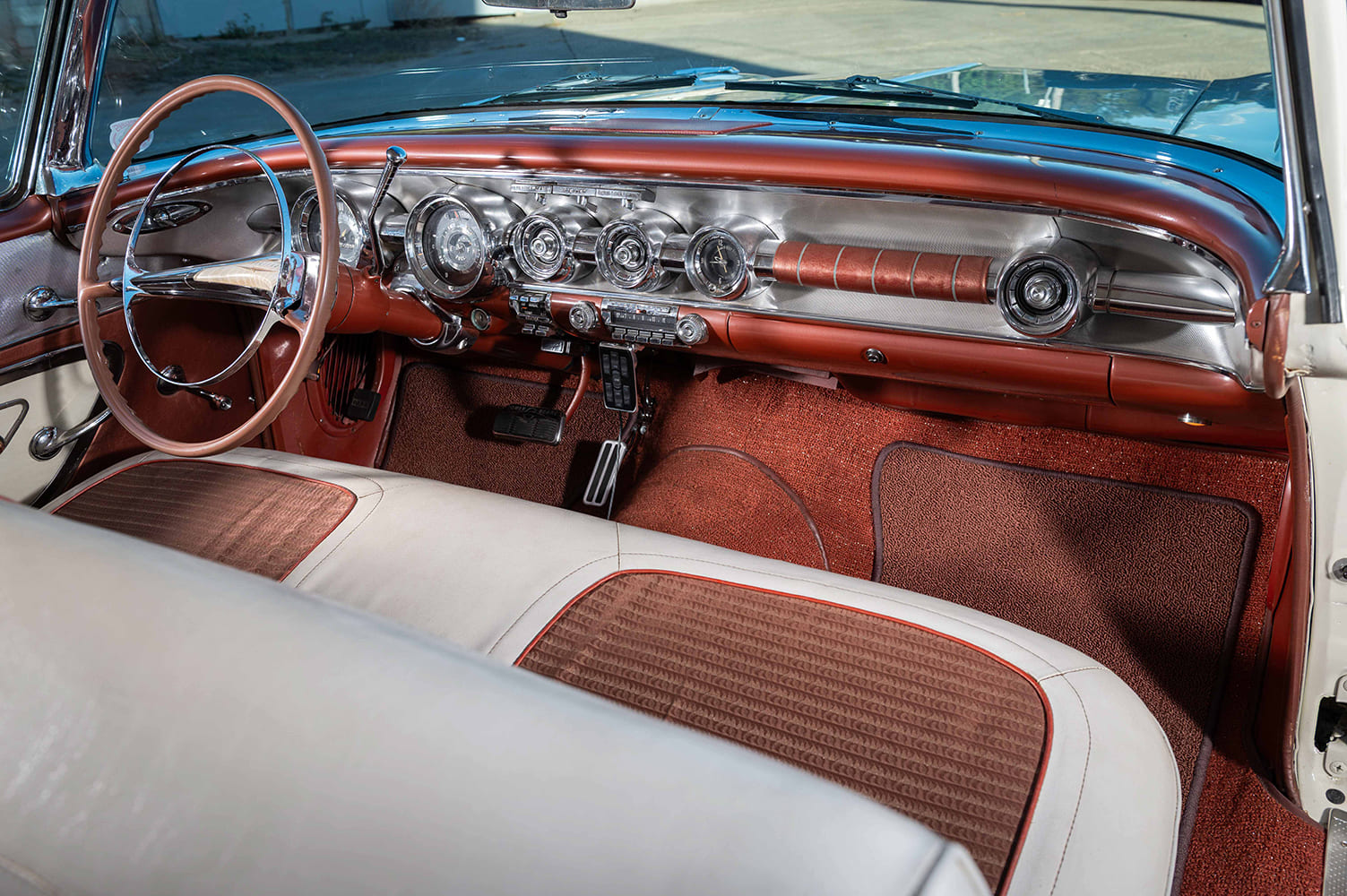 19 1958 pontiac bonneville wheeler