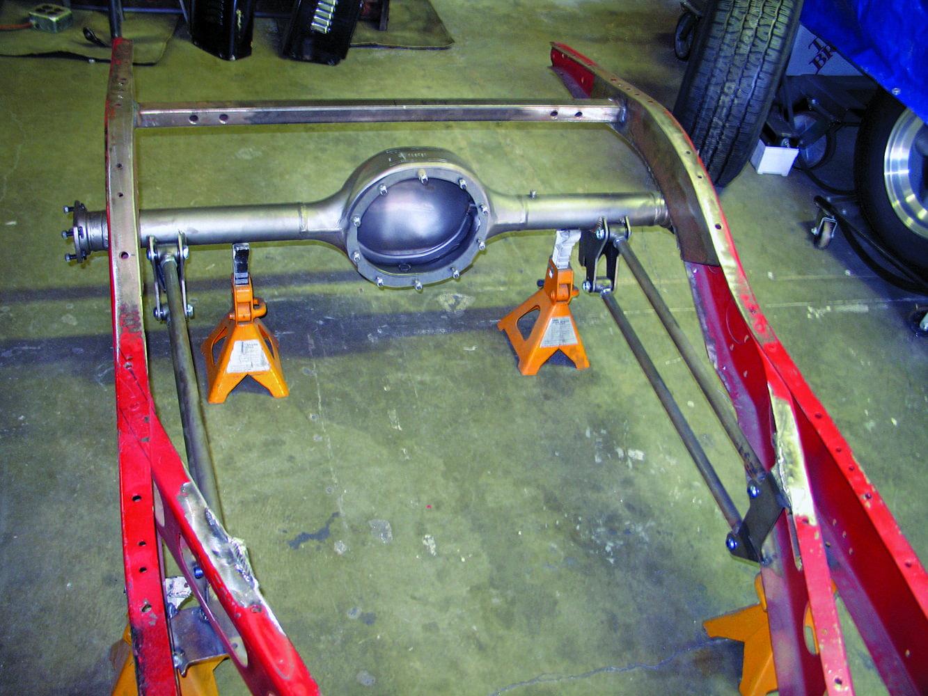 24 rear suspension