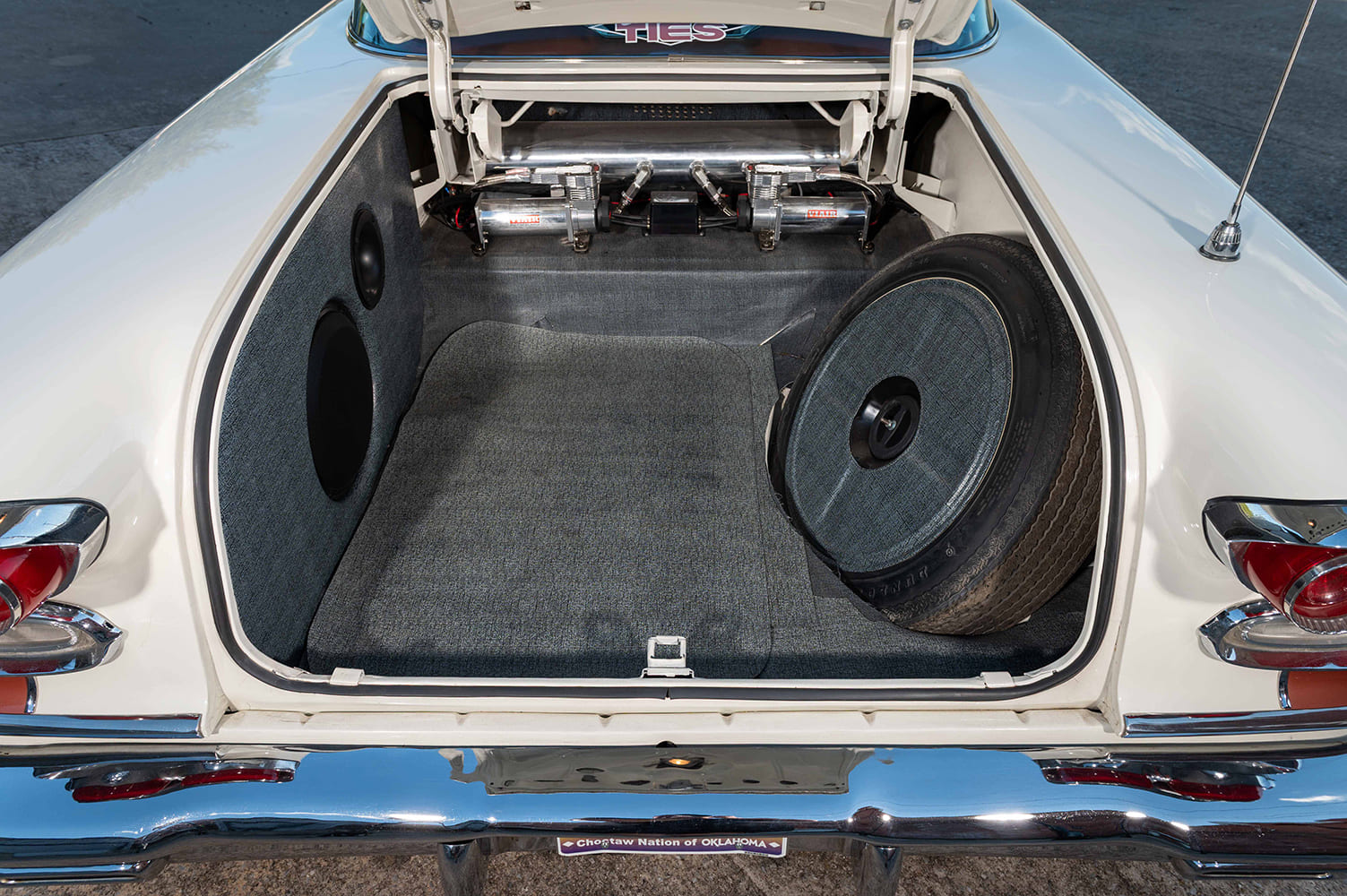 27 1958 pontiac bonneville wheeler