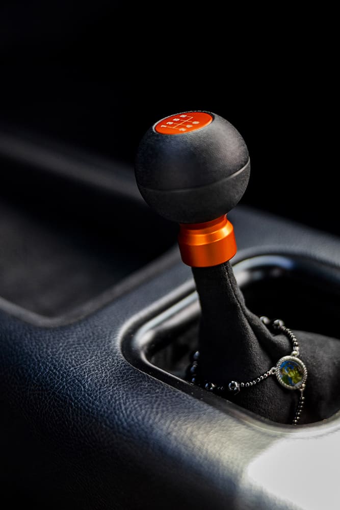 012 1967 chevy camaro 6 speed orange shift knob suede boot