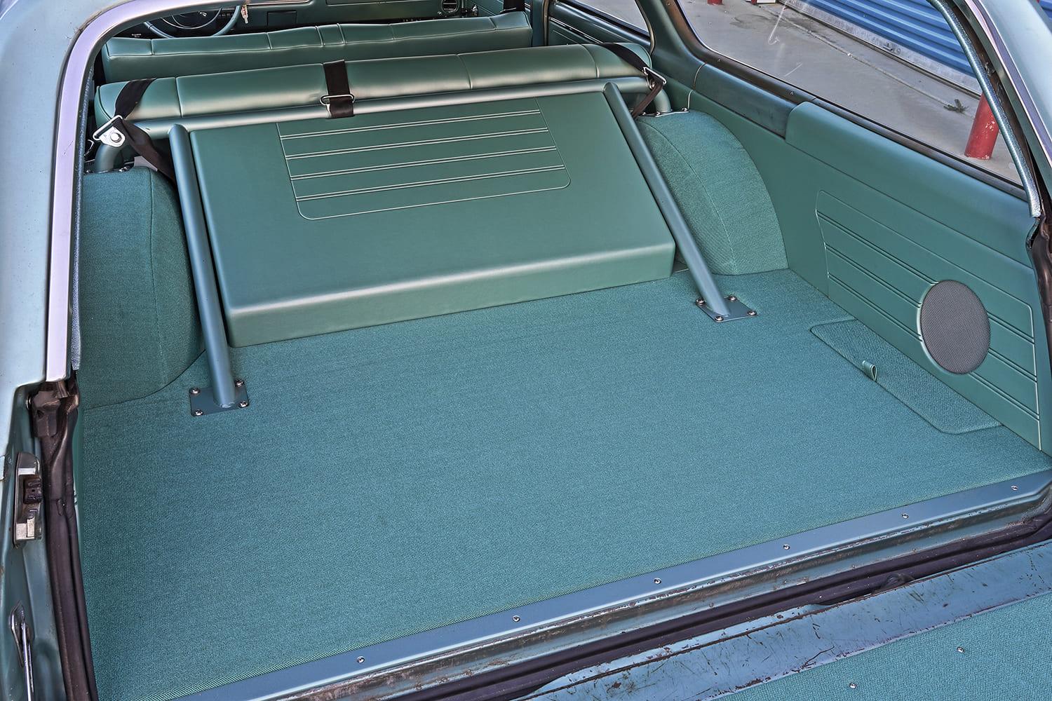 11 1965 chevelle wagon teal interior bed showcase