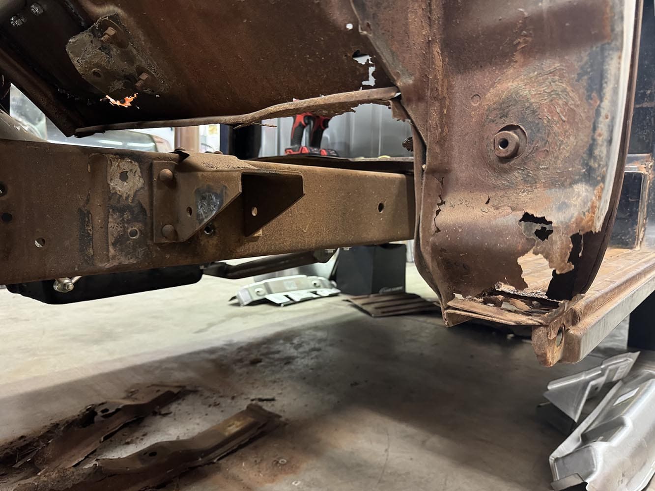 1959 F-100 Rust Repair Step Riser cut away