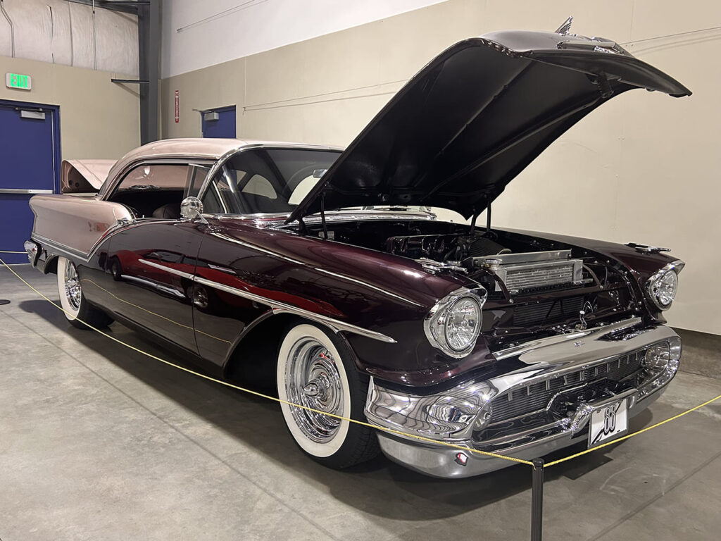 1957-olds-super-88 two-door-hardtop