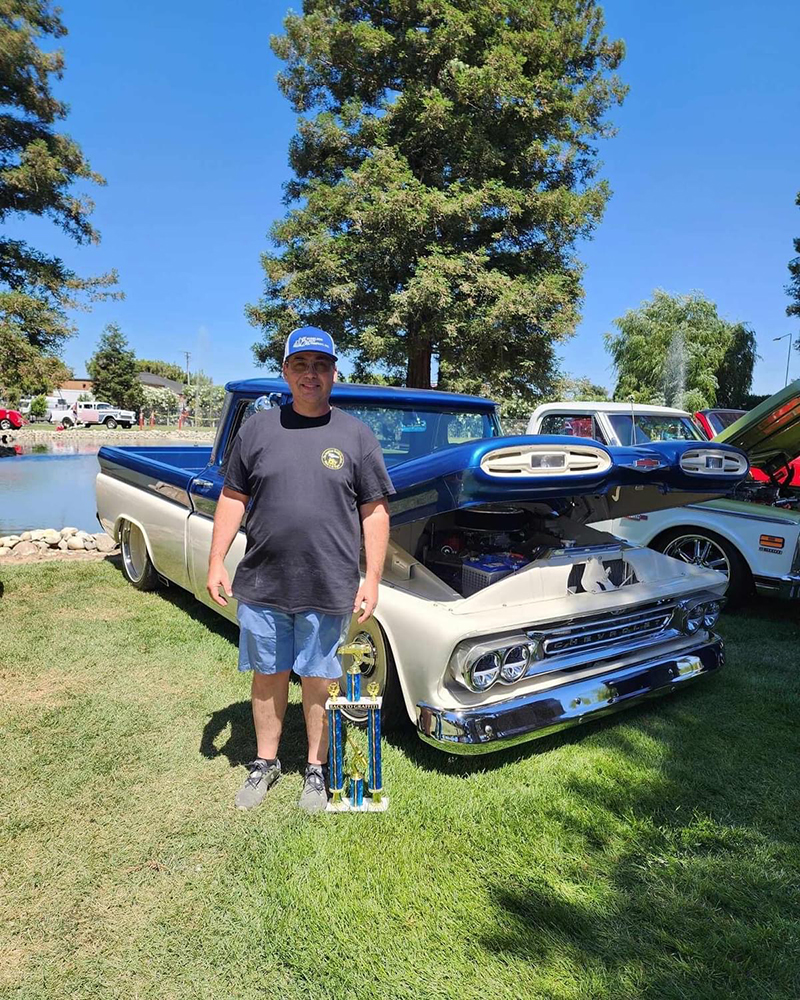 show winning 1961 chevy apache