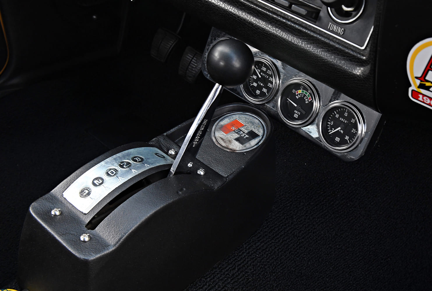 011 1971 Chevrolet Vega custom drag car Hurst shifter center console gauges interior close up