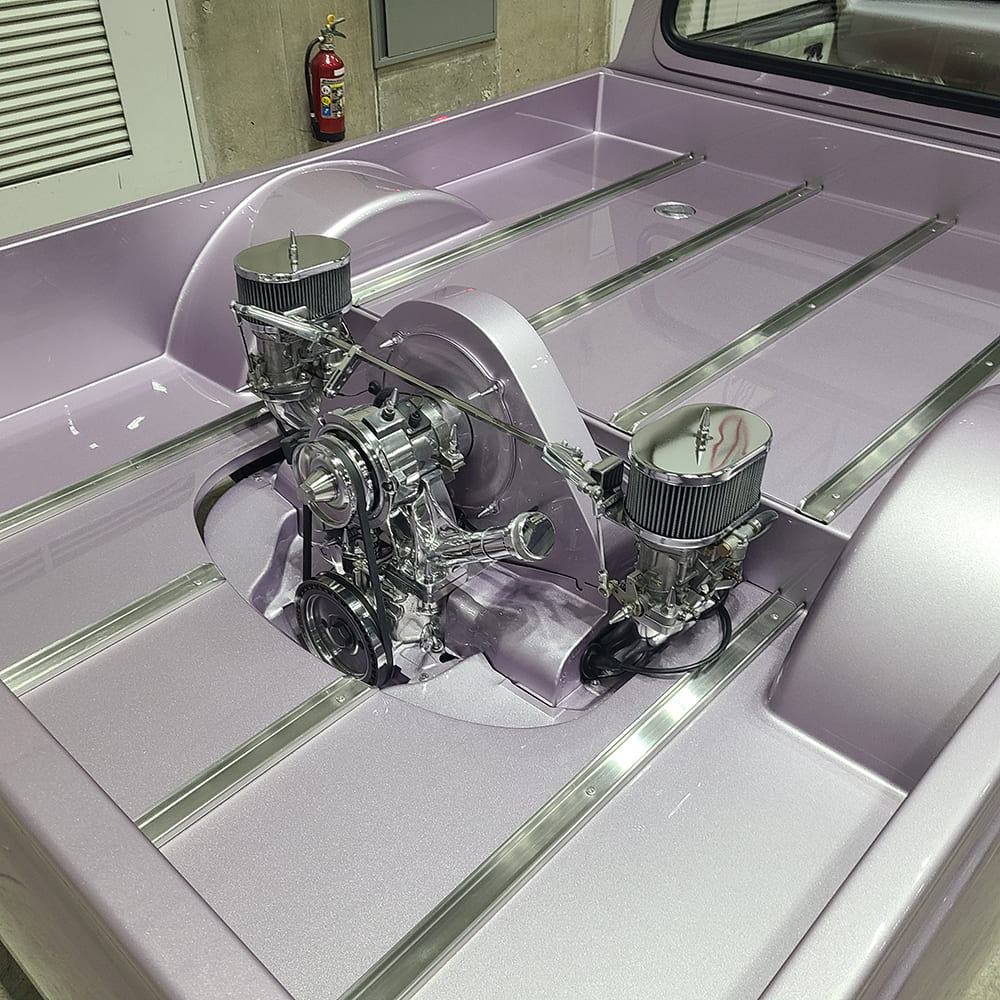 custom truck bed mounted engine twin carb setup show build Japan