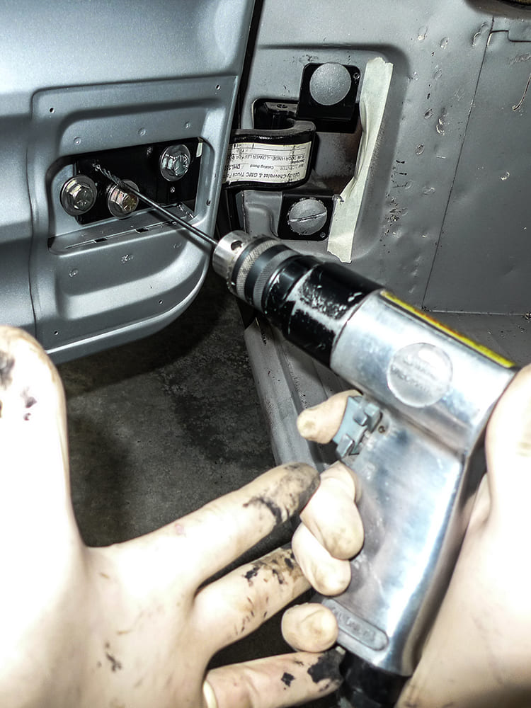 Chevrolet 3100 hinge drill guide process positioning for installation