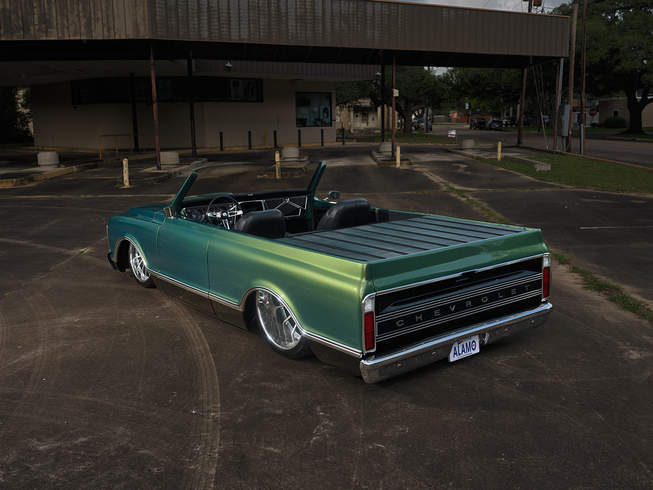k5 blazer convertible truck rear three quarter view shaved tailgate billet wheels
