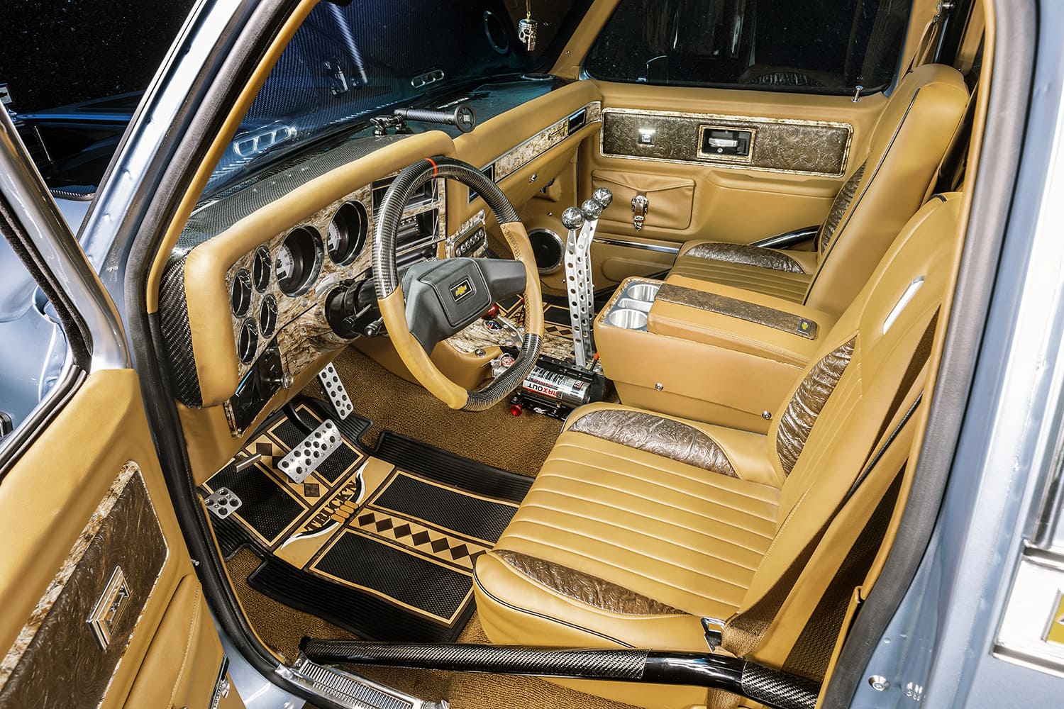 82 squarebody c10 custom interior tan leather bucket seats woodgrain dash pro touring interior